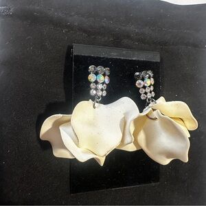 Cream Petal and Rhinestone Earrings